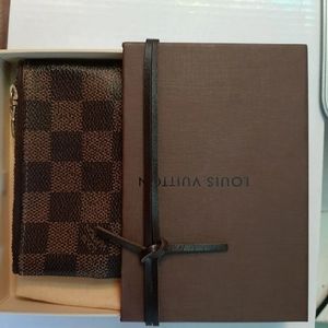 Louis Vuitton damier ebene key pouch